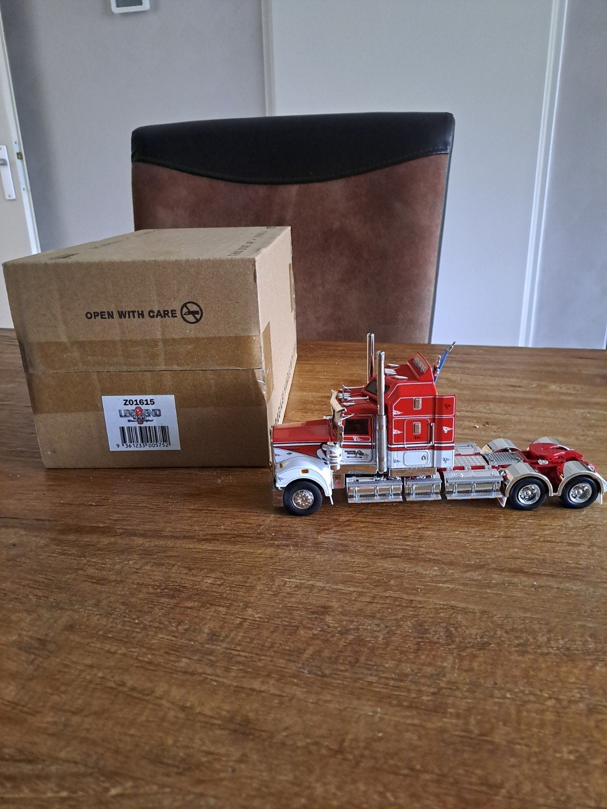 Drake legend, Hobby en Vrije tijd, Modelauto's | 1:50, Verzenden, Nieuw, Bus of Vrachtwagen, Overige merken