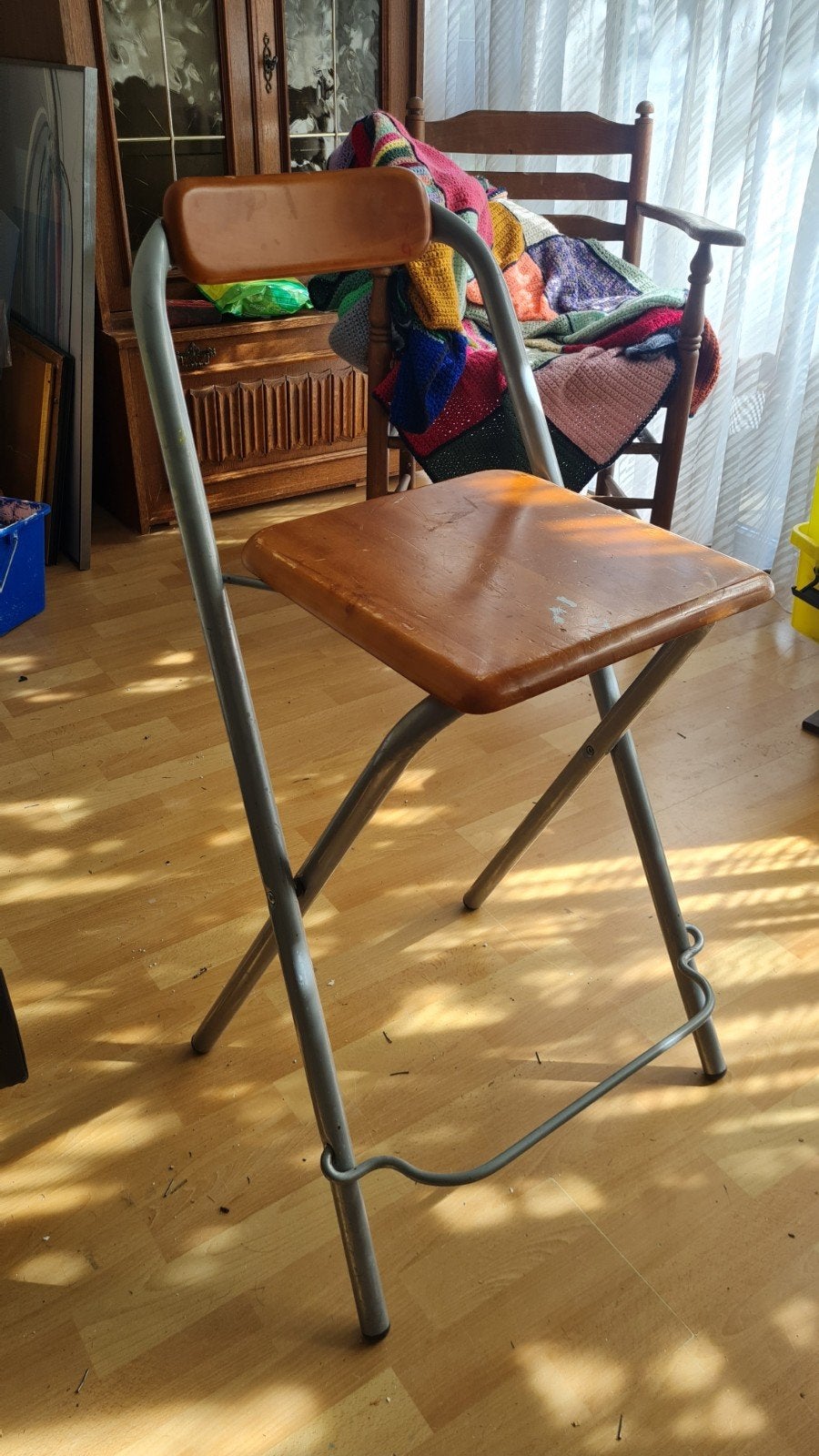 Opvouwbare hoge kruk - Hout en Metaal, Ophalen, Gebruikt, Overige kleuren, Eén