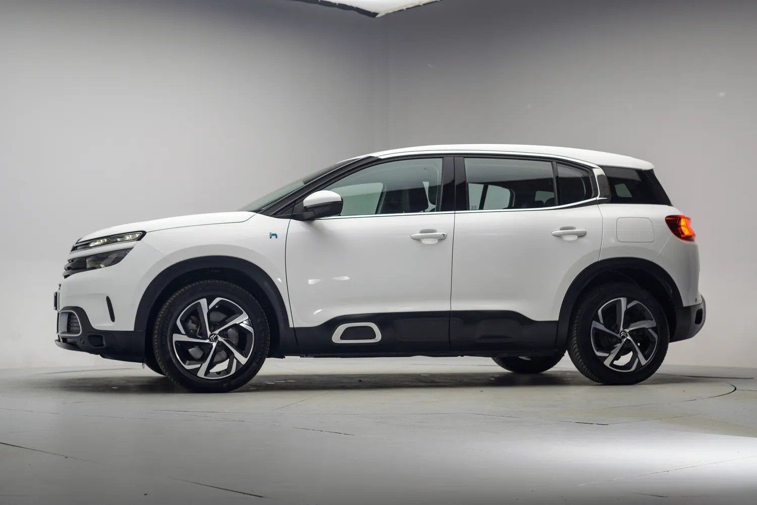 Citroën C5 Aircross 1.6 Plug-in 225pk Business Aut. [ Navi, Gebruikt, 4 cilinders, C5 Aircross, Wit