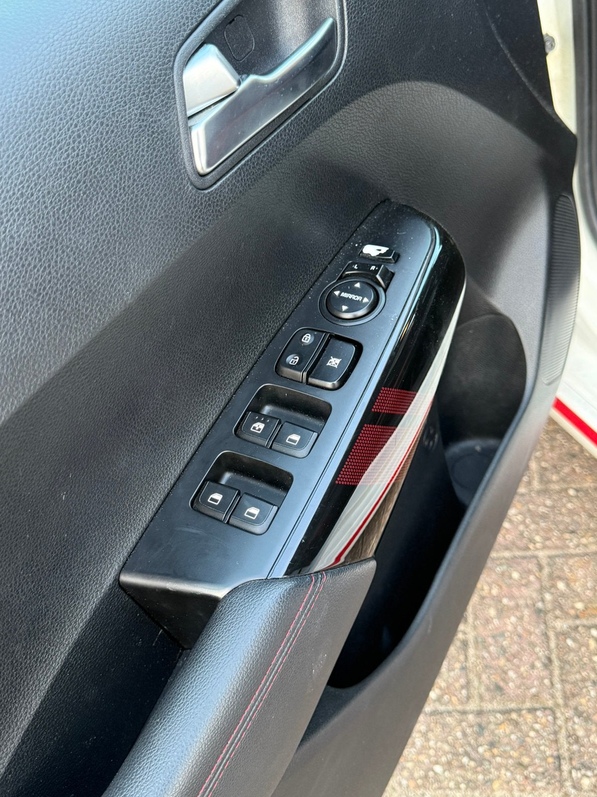 Foto 22 van Kia Picanto gt line 1.2 Cvvt 84pk 5-zits 2017 Wit
