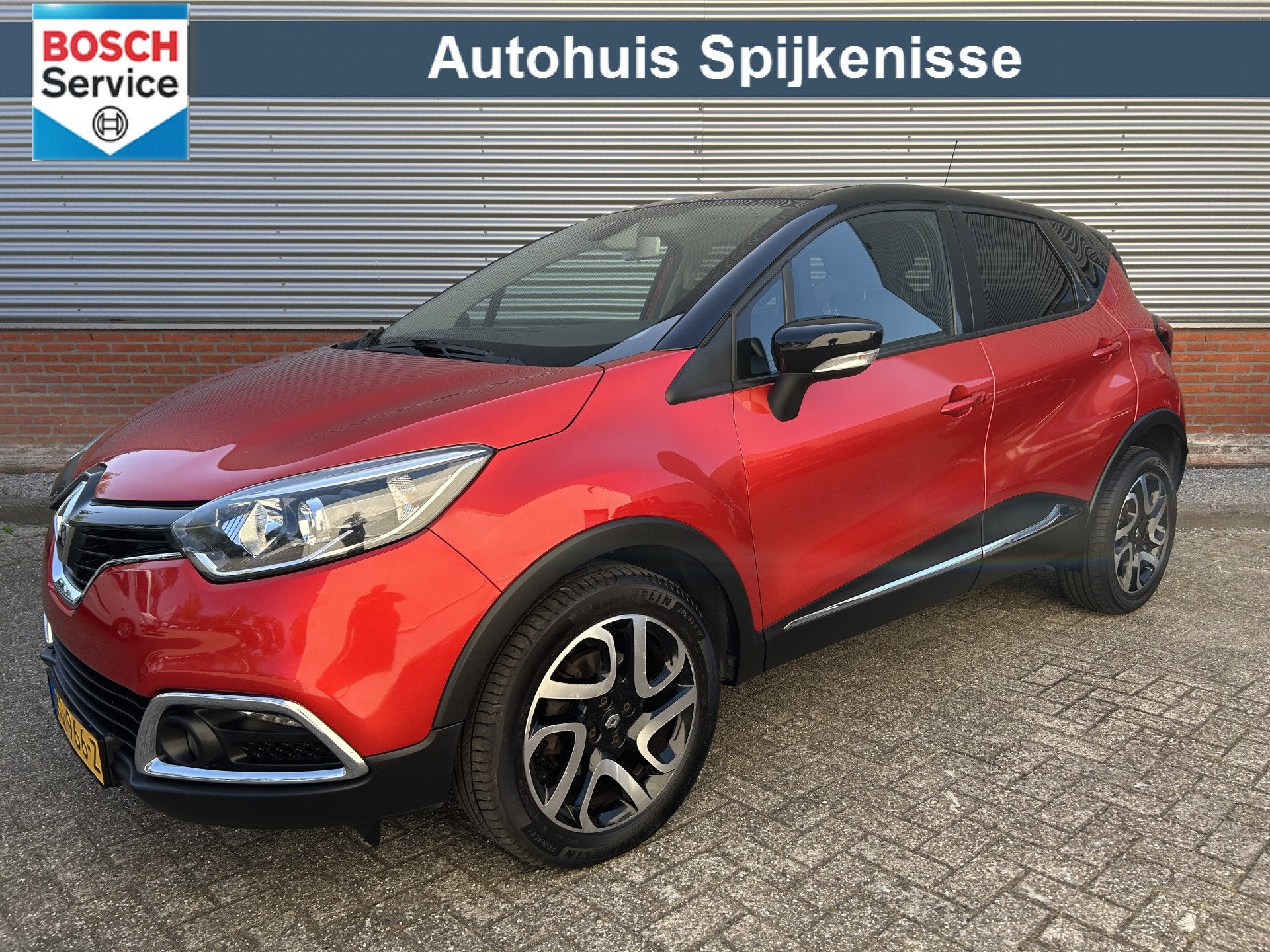 Renault Captur 1.2 TCe Dynamique | Automaat | 1e Eigenaar |, Auto's, Stof, 4 cilinders, Origineel Nederlands, SUV of Terreinwagen