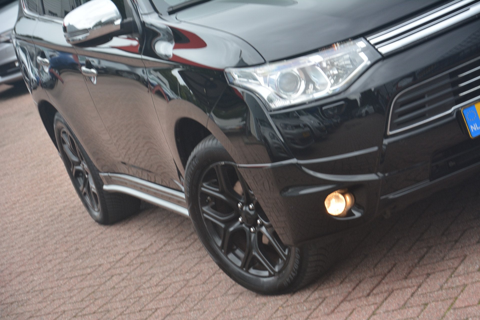 Mitsubishi Outlander 2.0 PHEV Instyle+ | Navigatie | Schuifk, Auto's, Automaat, Zwart, 4 cilinders, Zwart