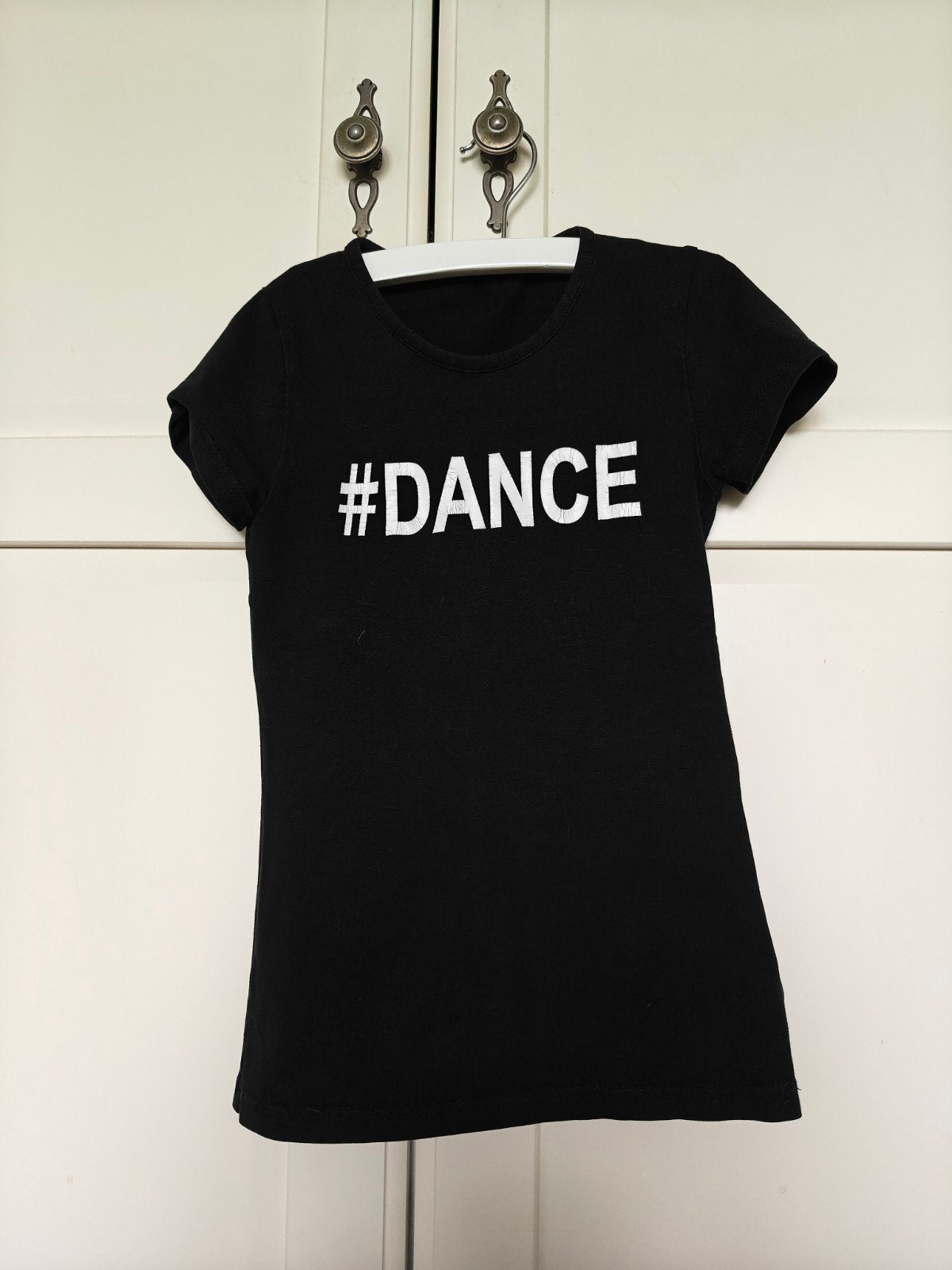 Zwart T-shirt met #DANCE opdruk - Maat 140, Gebruikt, Meisje, Ophalen of Verzenden, Shirt of Longsleeve