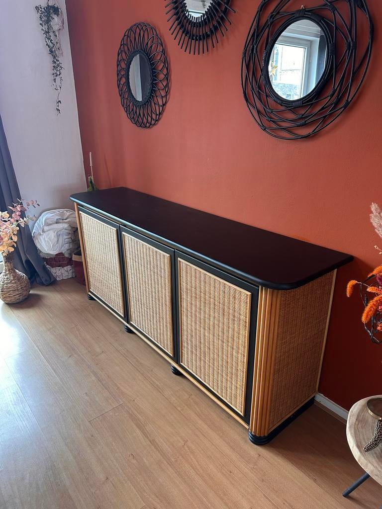 Stijlvol dressoir met rotan deuren, Ophalen, 150 tot 200 cm, Eikenhout, Zo goed als nieuw