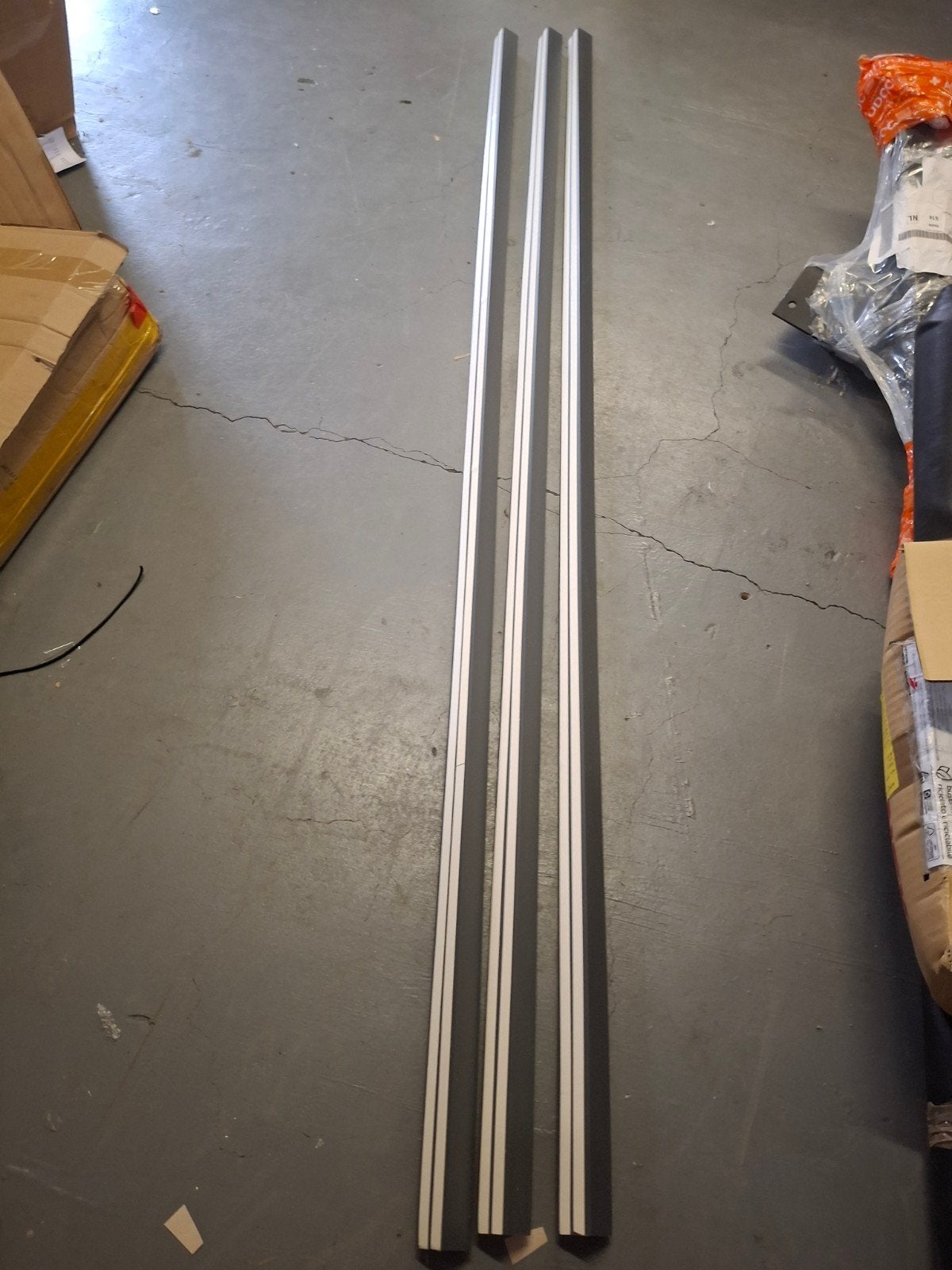 3 stuks aluminium profielen/strips, Gebruikt, Ophalen of Verzenden, Nvt, Minder dan 2 meter