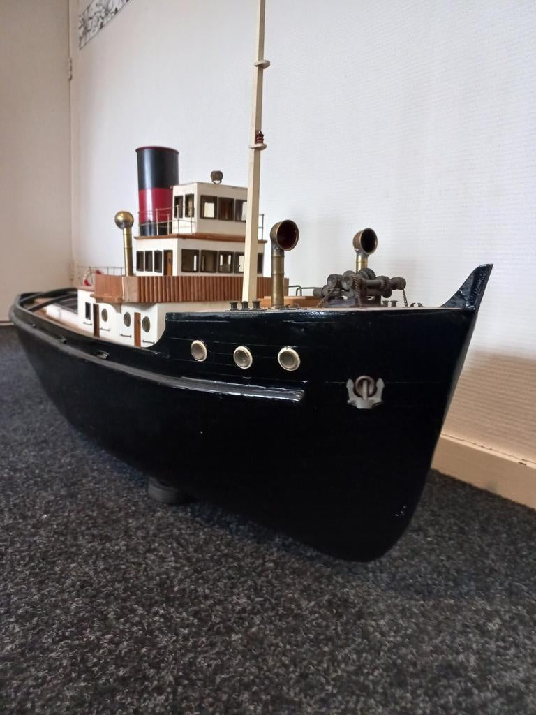 Mooie houten sleepboot model - Muimota, Hobby en Vrije tijd, Modelbouw | Auto's en Voertuigen, 1:32 tot 1:50, Overige merken, Ophalen