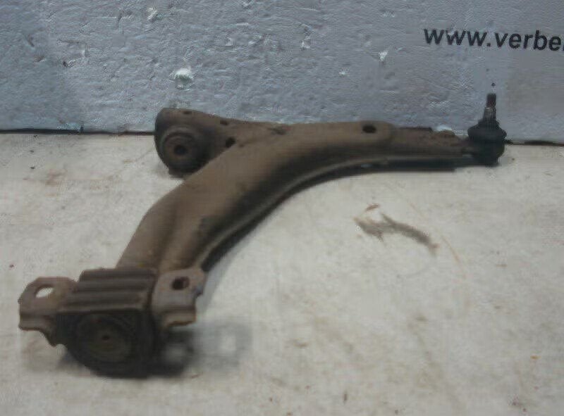 DRAAGARM RECHTS VOOR Opel Kadett E (33 / 34 / 43 / 44), Bahnhofsplatz 65423 Rüsselsheim am Main, DE, Gebruikt, Opel, Opel Automobile GmbH