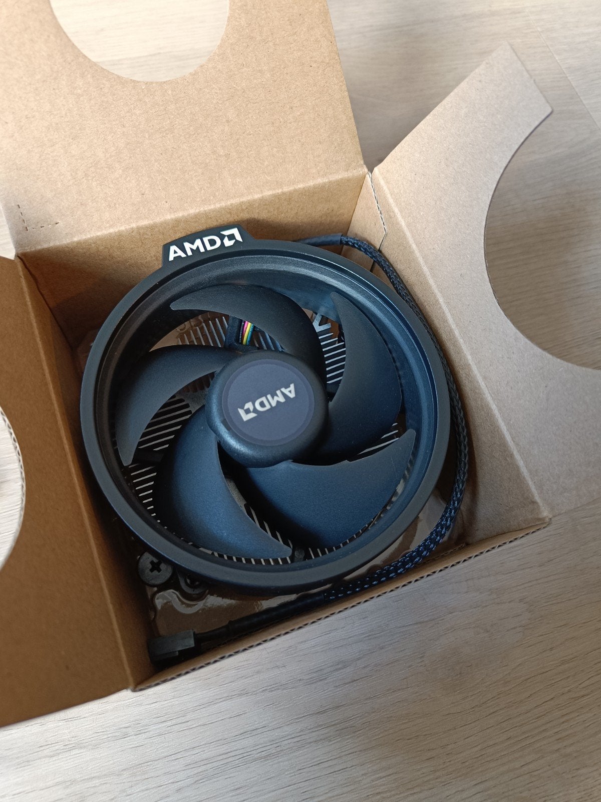 AMD stock CPU Koeler - Nieuw in doos, Ophalen, Nieuw, Luchtkoeling