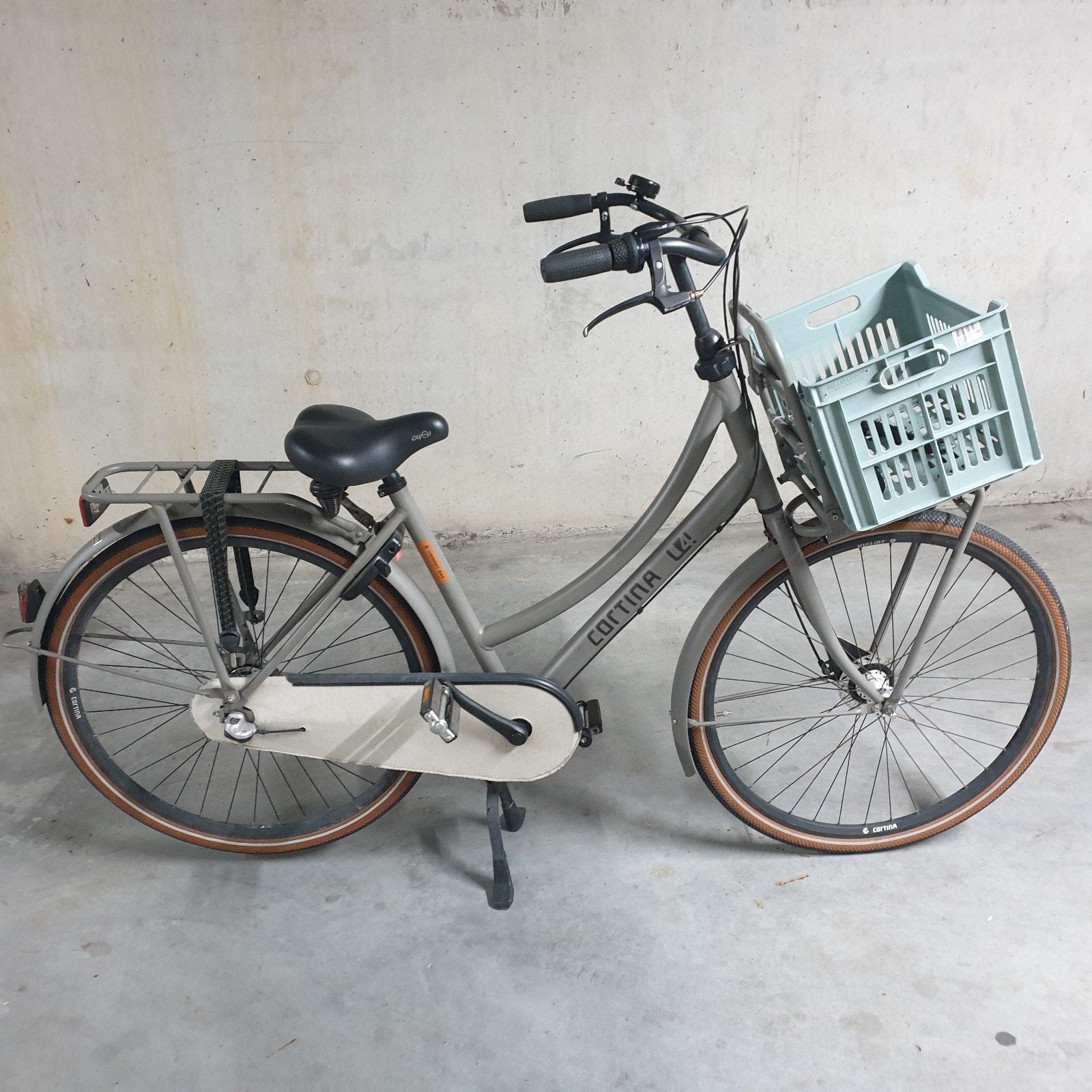 cortina u4 damesfiets, Versnellingen, 56 cm of meer, Zo goed als nieuw, Ophalen