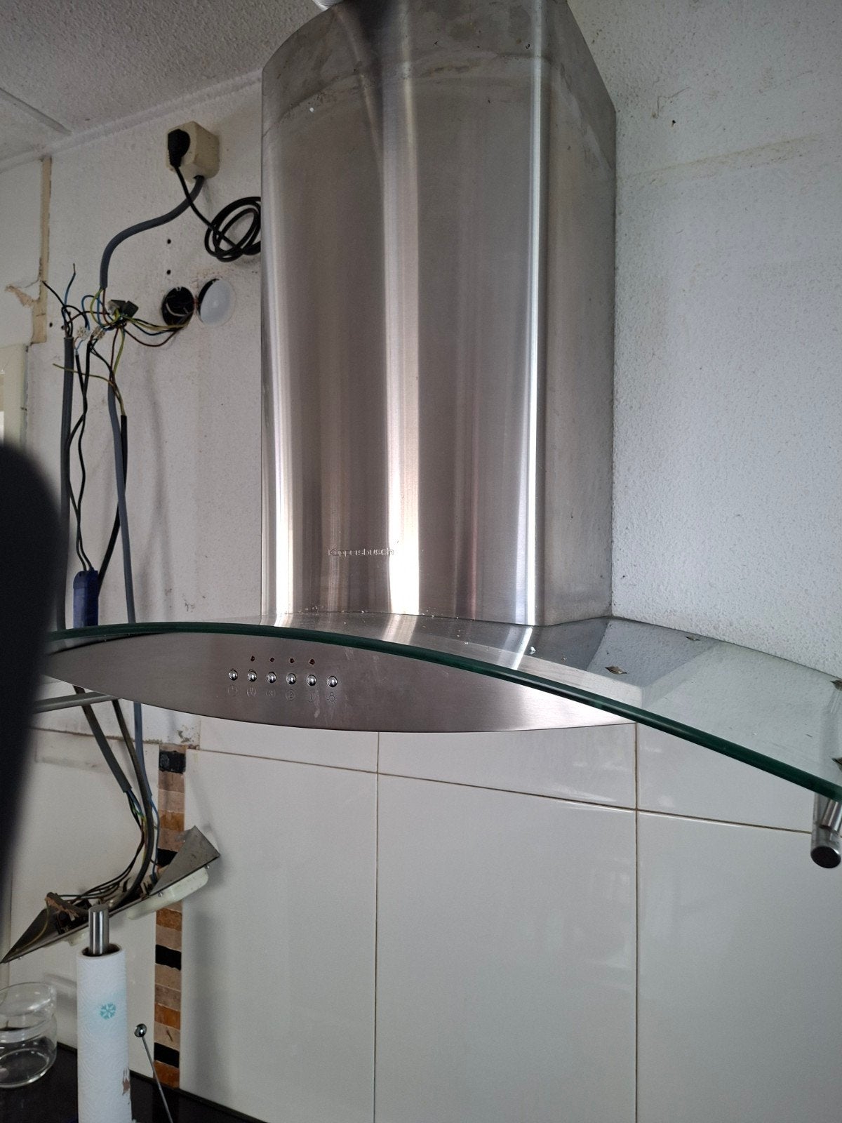 kupperbusch Wandschouwkap met Glasplaat - Zo goed als nieuw, Witgoed en Apparatuur, Afzuigkappen, Ophalen, Wandschouwkap, Motor