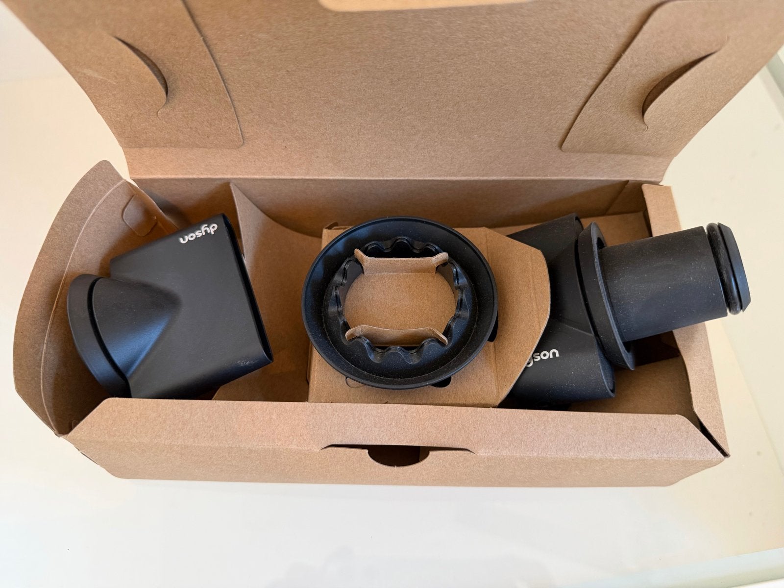 Set van 3 originele Dyson opzetstukken voor föhn - nieuw, Ophalen of Verzenden, Nieuw, Föhn of Haardroger