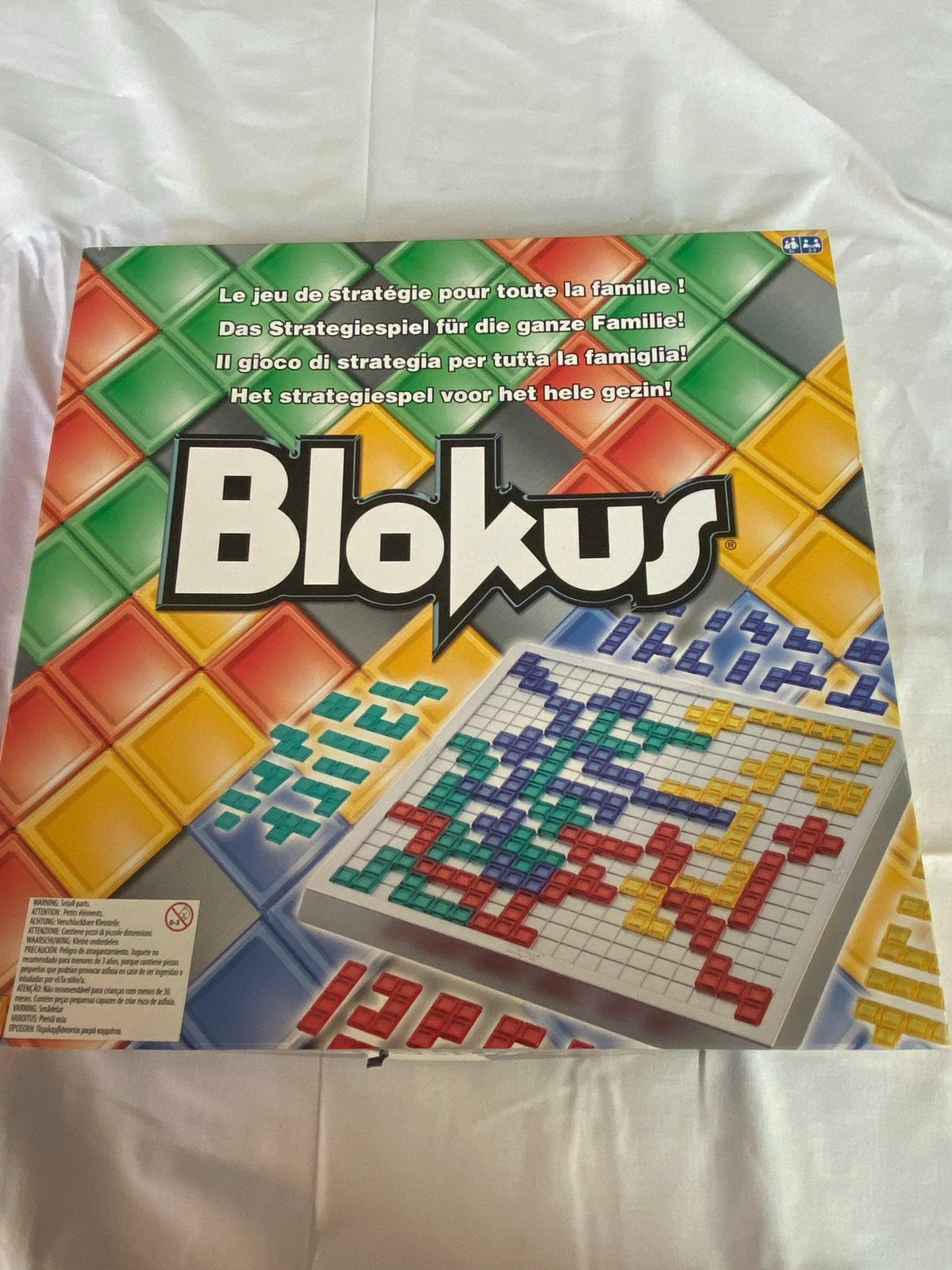 Blokus - Strategisch bordspel voor het hele gezin!, Drie of vier spelers, Ophalen of Verzenden, Zo goed als nieuw