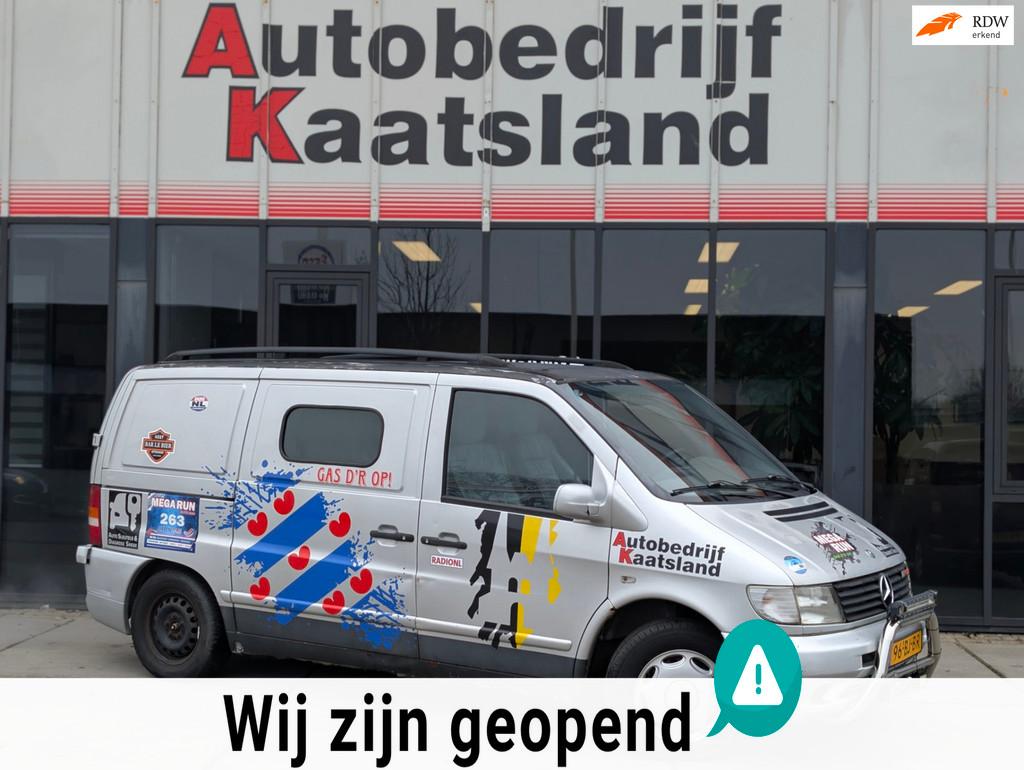 Mercedes-Benz Vito 112 CDI Automaat - Airco - Megarun - Garb, Auto's, Metallic lak, Gebruikt, Zwart, 4 cilinders