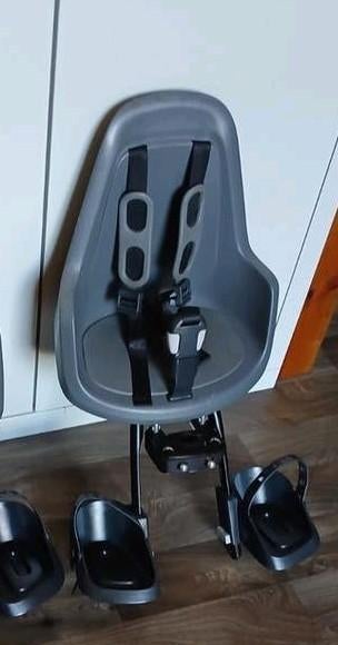 Bobike Go fietsstoeltje, One Mini voorzitje met adapter., Fietsen en Brommers, Fietsaccessoires | Fietsstoeltjes, Ophalen, Voetsteuntjes