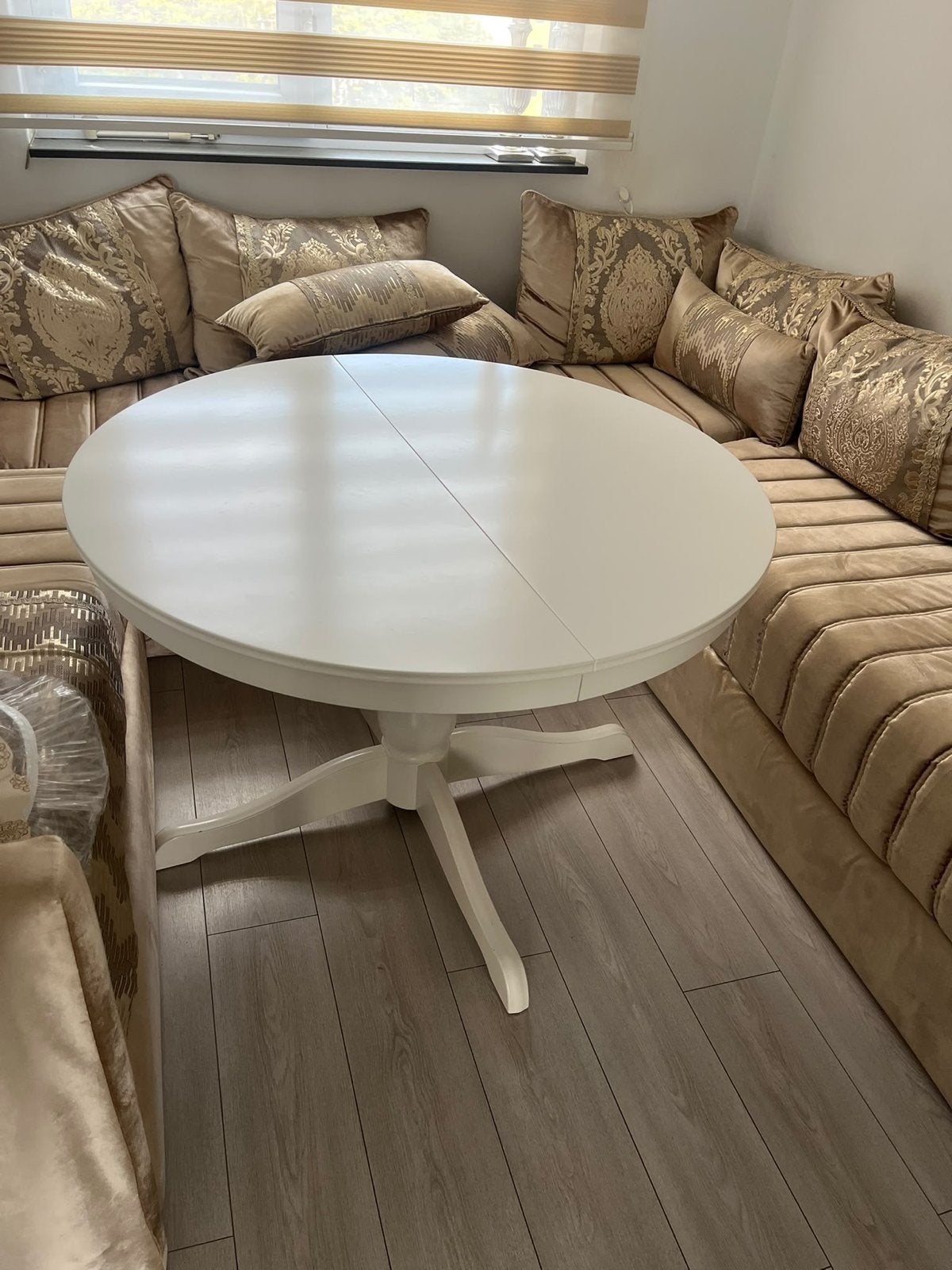 IKEA INGATORP witte uitschuifbare eettafel – 110/155 cm, Huis en Inrichting, Ophalen, 150 tot 200 cm, Zo goed als nieuw, Vijf personen of meer