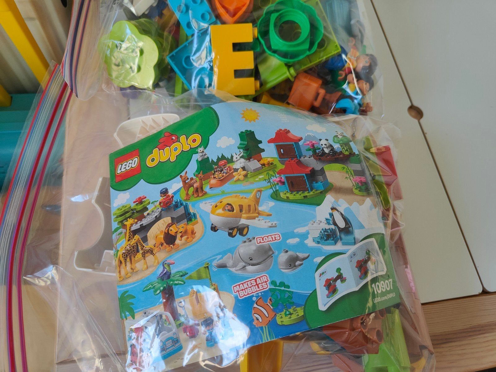Lego Duplo Dieren van de wereld - 10907, Kinderen en Baby's, Overige thema's, Ophalen of Verzenden, Zo goed als nieuw, Inclusief instructies