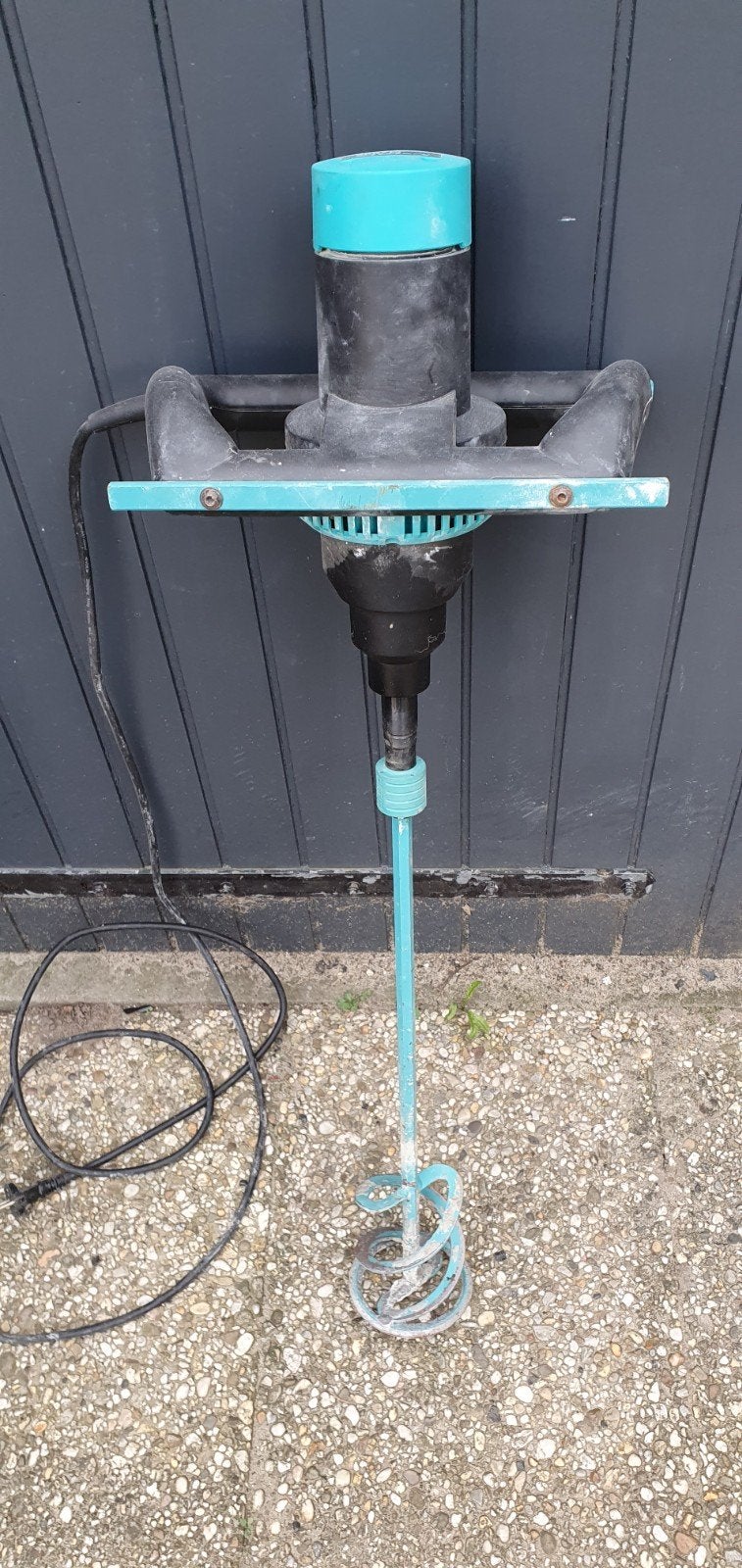 Gebruikte verf- en cementmixer, Ophalen, Gebruikt
