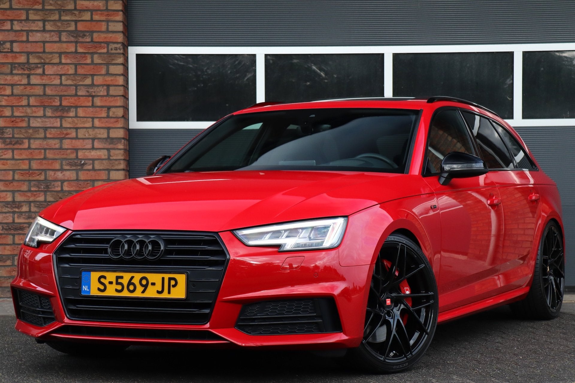 Audi A4 Avant 1.4 TFSI Sport S line edition, Pano, RS stoele, Gebruikt, 4 cilinders, 150 pk, A4
