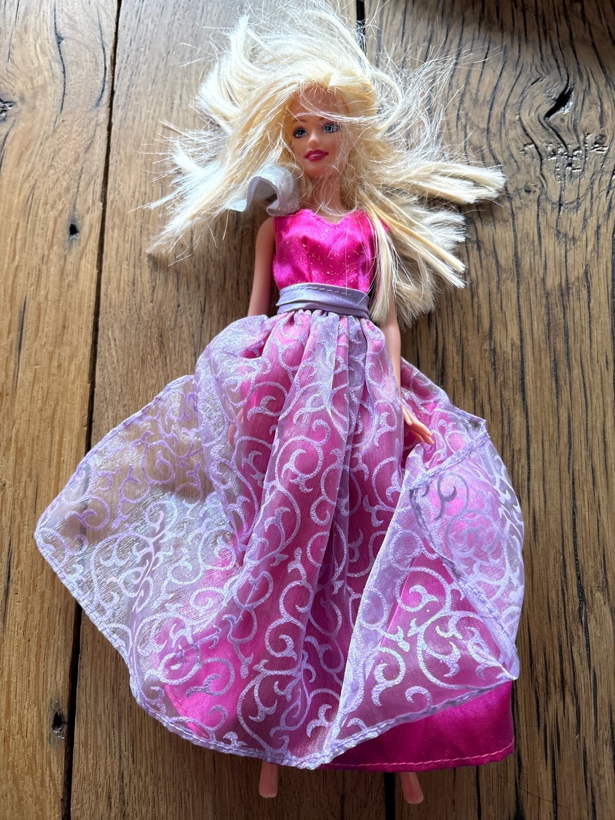 Barbie pop in roze jurk, Ophalen of Verzenden, Gebruikt, Barbie