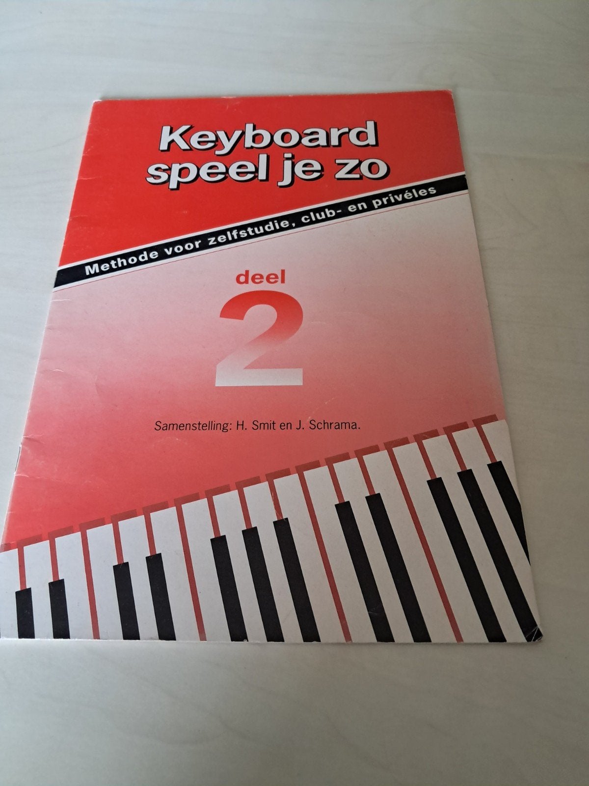 Keyboard boeken, Ophalen, Zwart