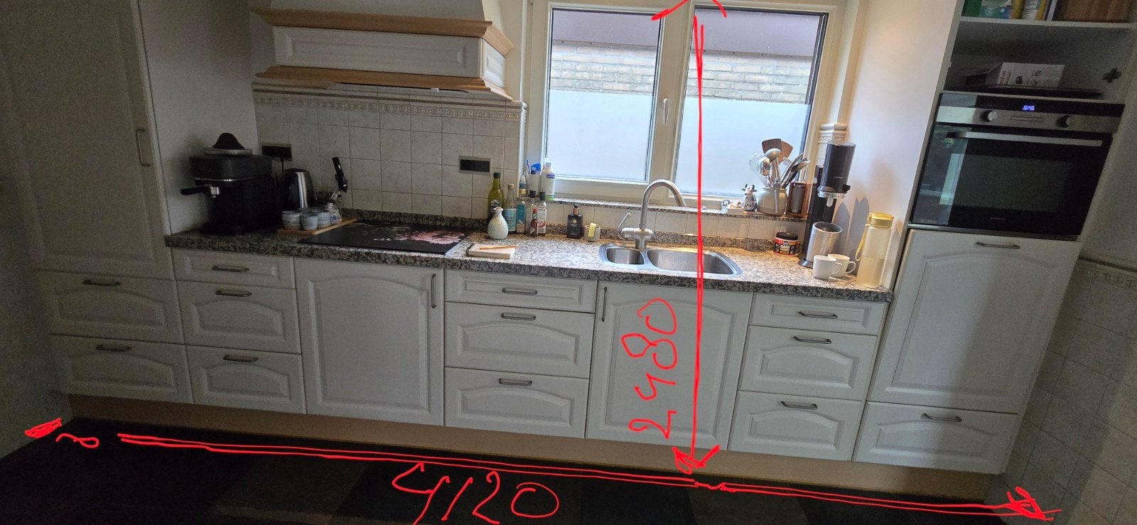 Complete keuken met Bosch inductie, kraan, wasbak, koelkast, Ophalen, Gebruikt, Wit, Graniet of Steen