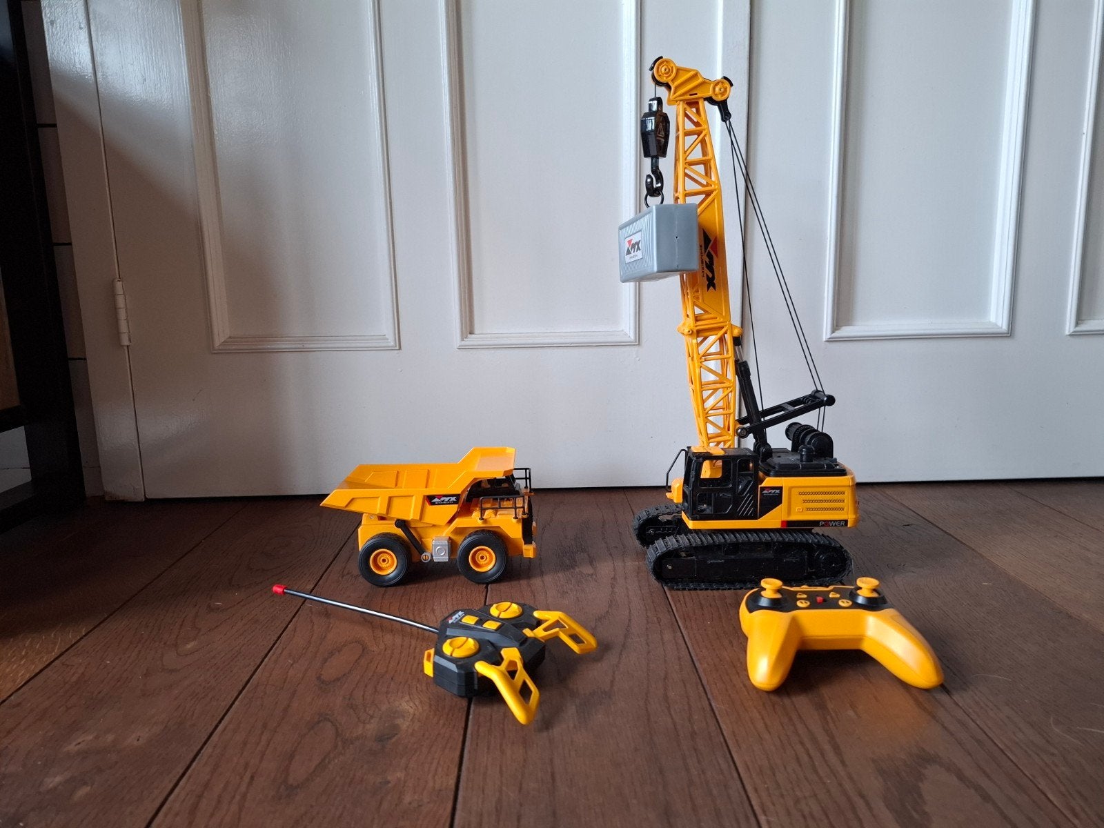 RC Kraan en Kiepwagen Set met Afstandsbediening, Elektro, Gebruikt, Auto offroad, Ophalen of Verzenden