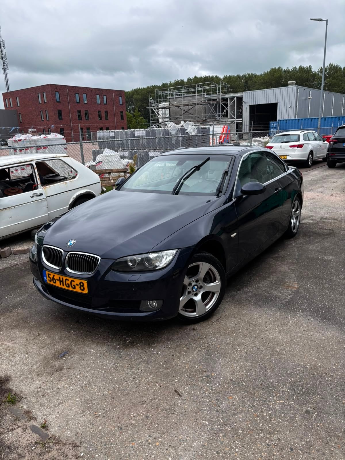 BMW 3-Serie 3.0 I 325 Cabrio AUT Blauw e93 motor defect, Auto's, Achterwielaandrijving, Cabriolet, 2996 cc, Origineel Nederlands