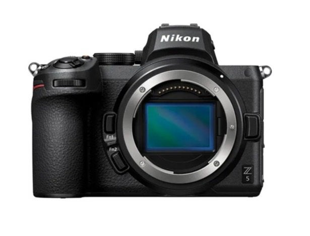 Nikon Z5 body (Lage SC: 11k)Zo goed als nieuw / garantie, Lensdop, Ophalen of Verzenden, Zo goed als nieuw, Nikon