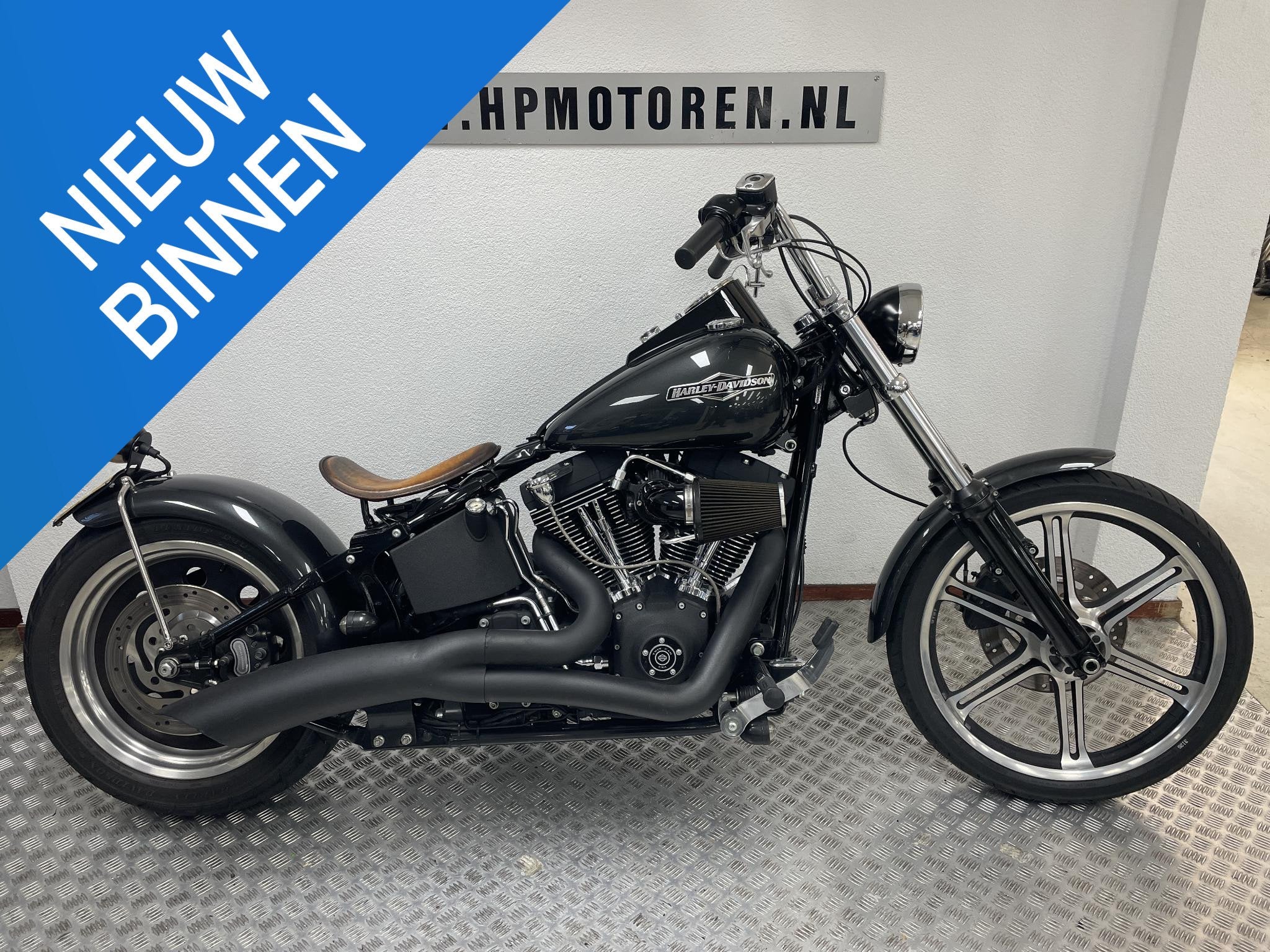 Harley Davidson FXSTB NIGHT TRAIN NIGHTTRAIN SOFTAIL BOBBER, Motoren, Laan van Vredenoord 33
2289 DA  Rijswijk, NL, H-DCUSTOMERSERVICE@Harley-Davidson.com