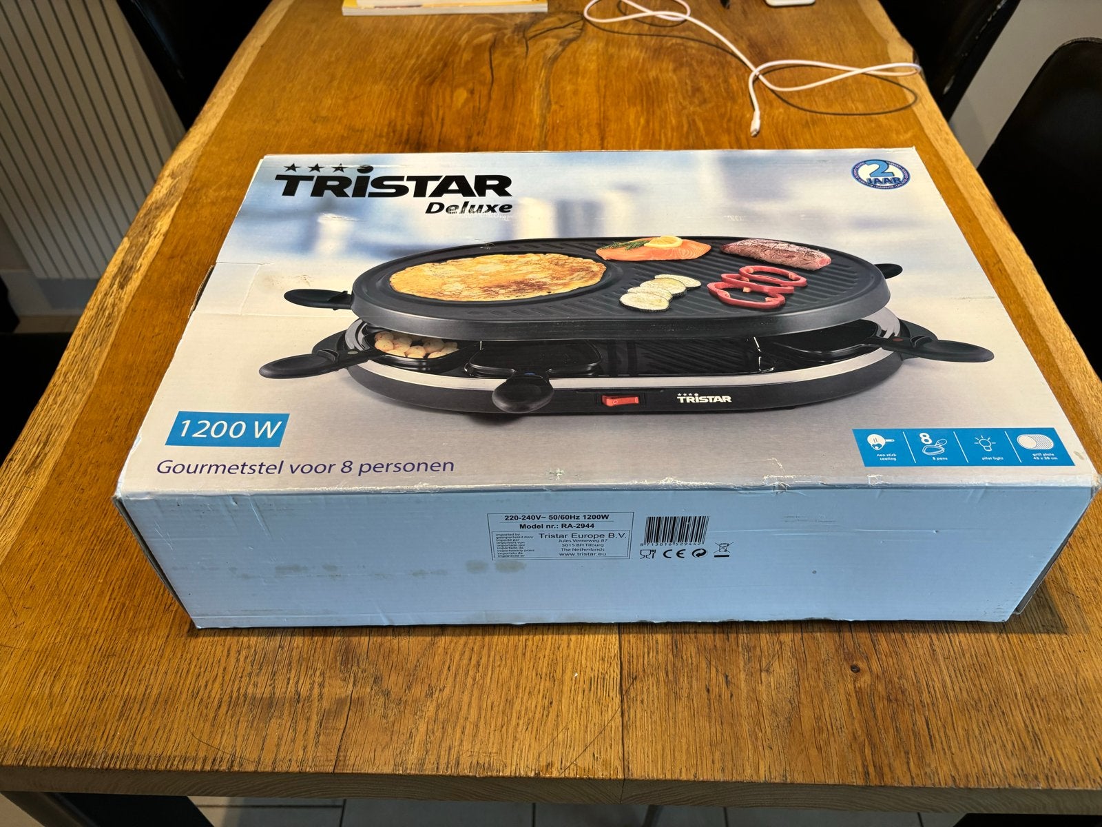 Tristar Deluxe Gourmetstel RA-2944 voor 8 personen, Ophalen, Zo goed als nieuw, 8 personen of meer