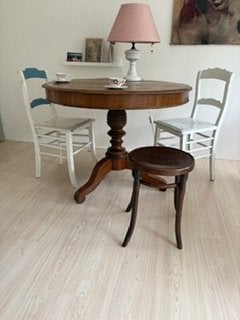 Brocante Ronde Tafel, Ophalen