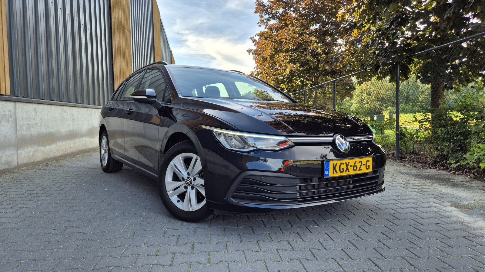 Volkswagen Golf Variant 1.0 Etsi 110pk Dsg-7 2023 Zwart, Auto's, Volkswagen, Particulier, Golf Variant, Hybride Elektrisch/Benzine