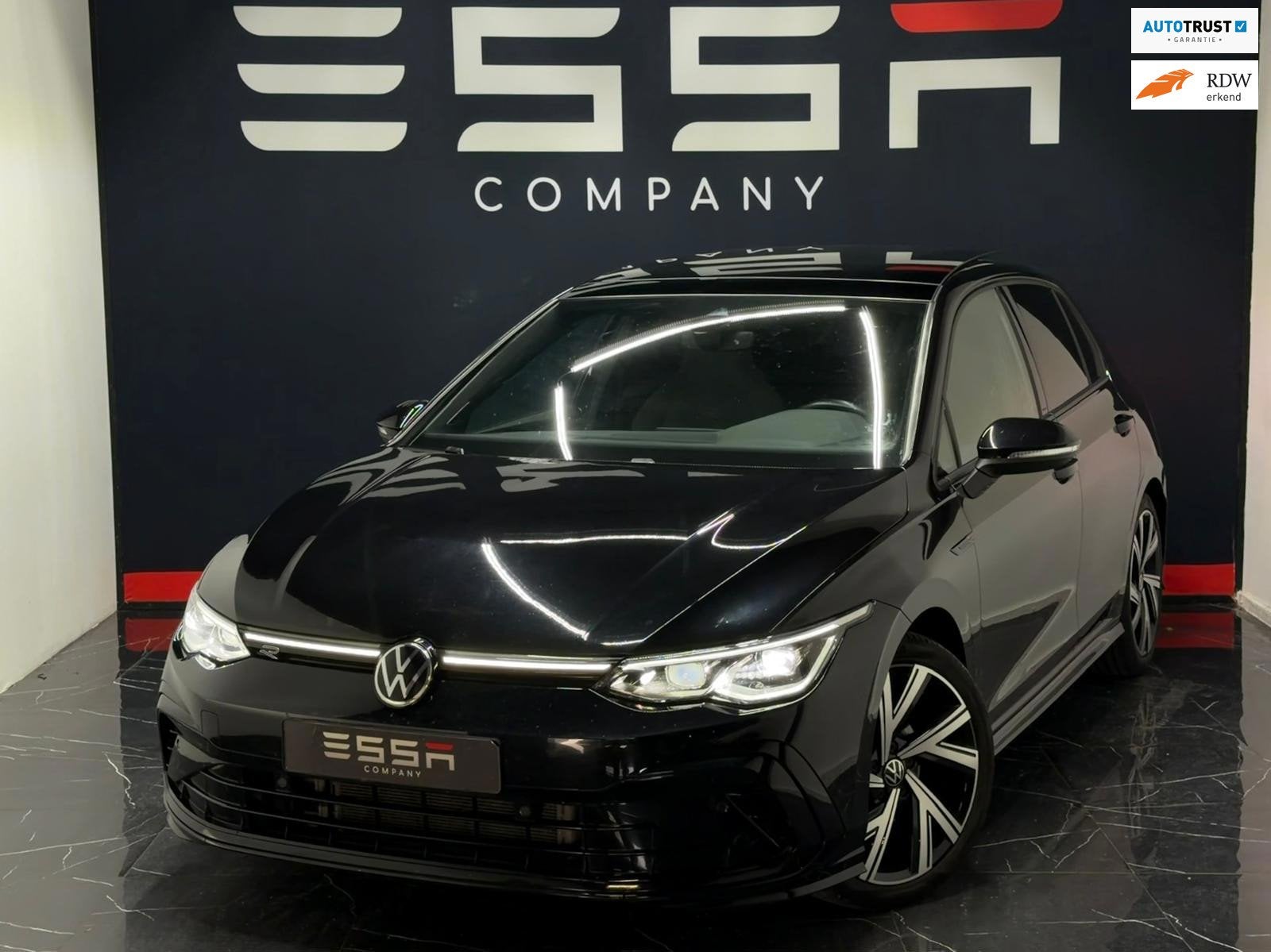 Volkswagen Golf 1.5 eTSI R-Line Pano|Harman|Camera|KeylessGo, 4 cilinders, 150 pk, Automatische klimaatregeling, Alcantara