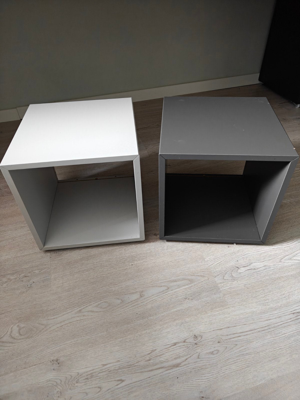 Twee IKEA EKET blokkasten 35x35x37 cm - Grijs & Wit, Ophalen, Gebruikt