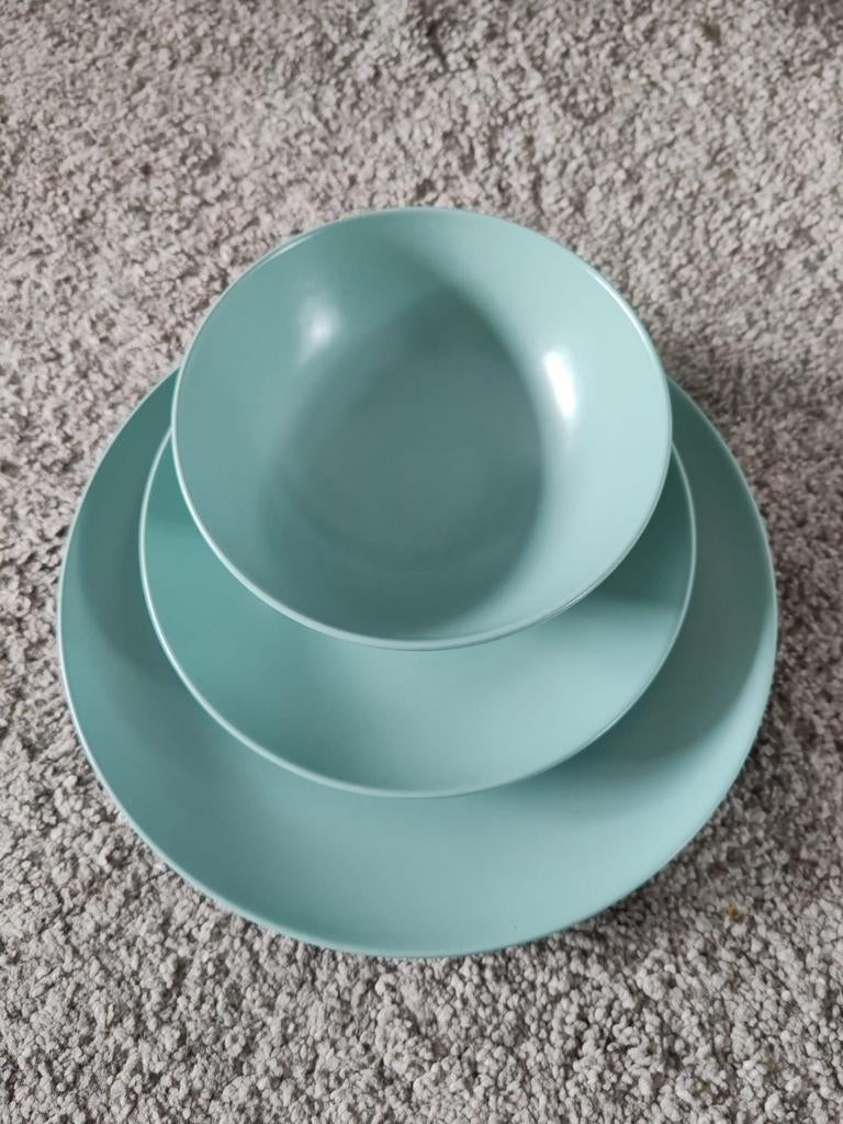 FÄRGKLAR Servies 18-delig, mat lichtturkoois, Ophalen, Keramiek, Zo goed als nieuw, Effen