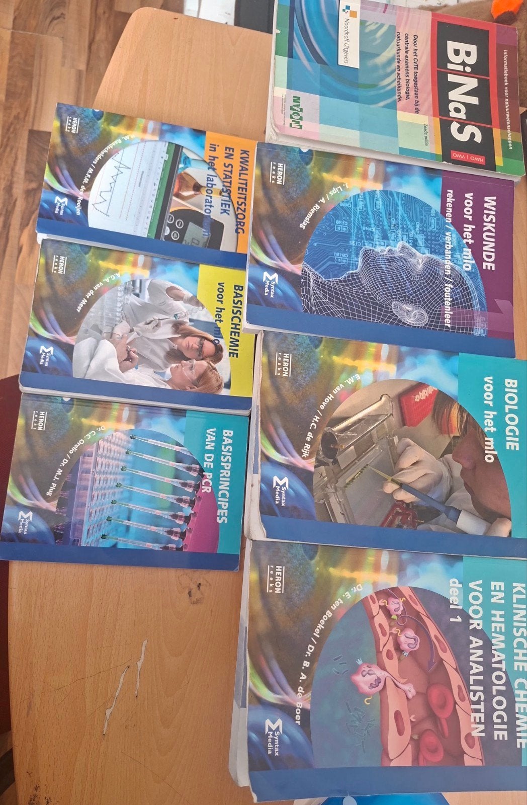 MBO 4 Laboratorium Boeken: Biologie, Chemie, Wiskunde ect., Boeken, Studieboeken en Cursussen, Ophalen, Beta, Gelezen, MBO