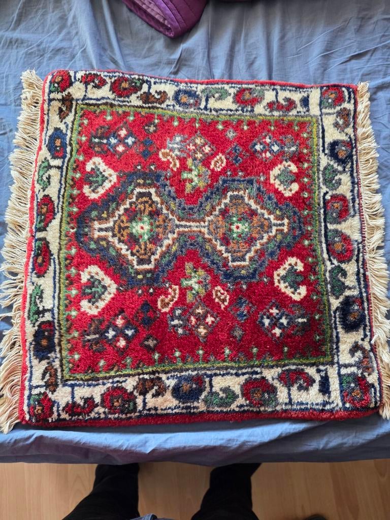 Handgeknoopt Indo Ghasghay tapijtje - 46x49 cm, Minder dan 50 cm, Vierkant, Minder dan 50 cm, Zo goed als nieuw