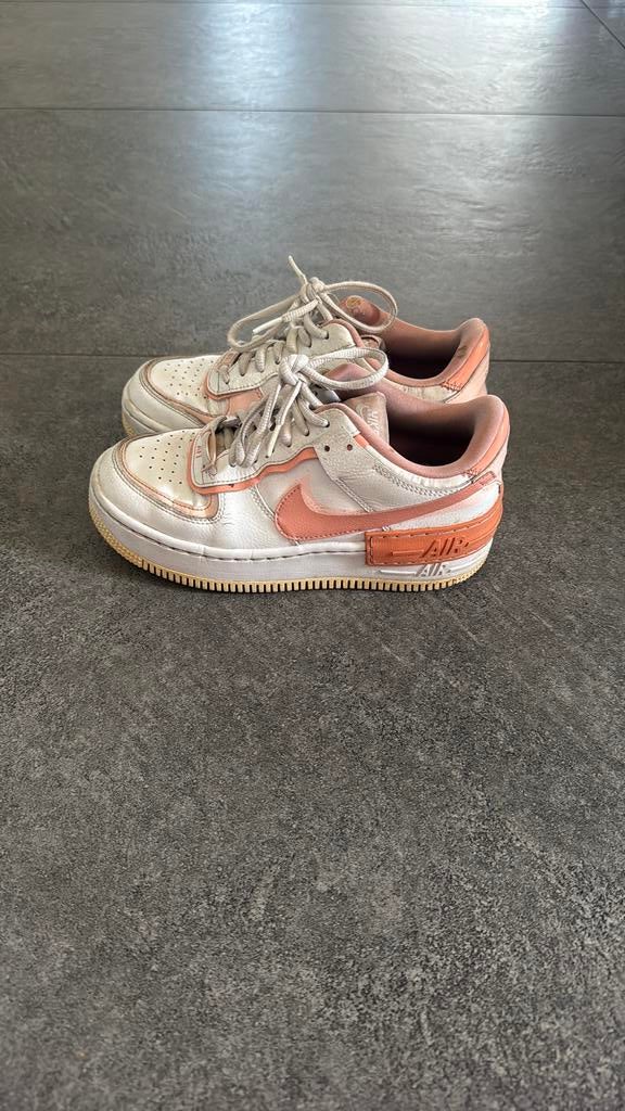 Nike air schoenen 36,5, Ophalen of Verzenden, Zo goed als nieuw