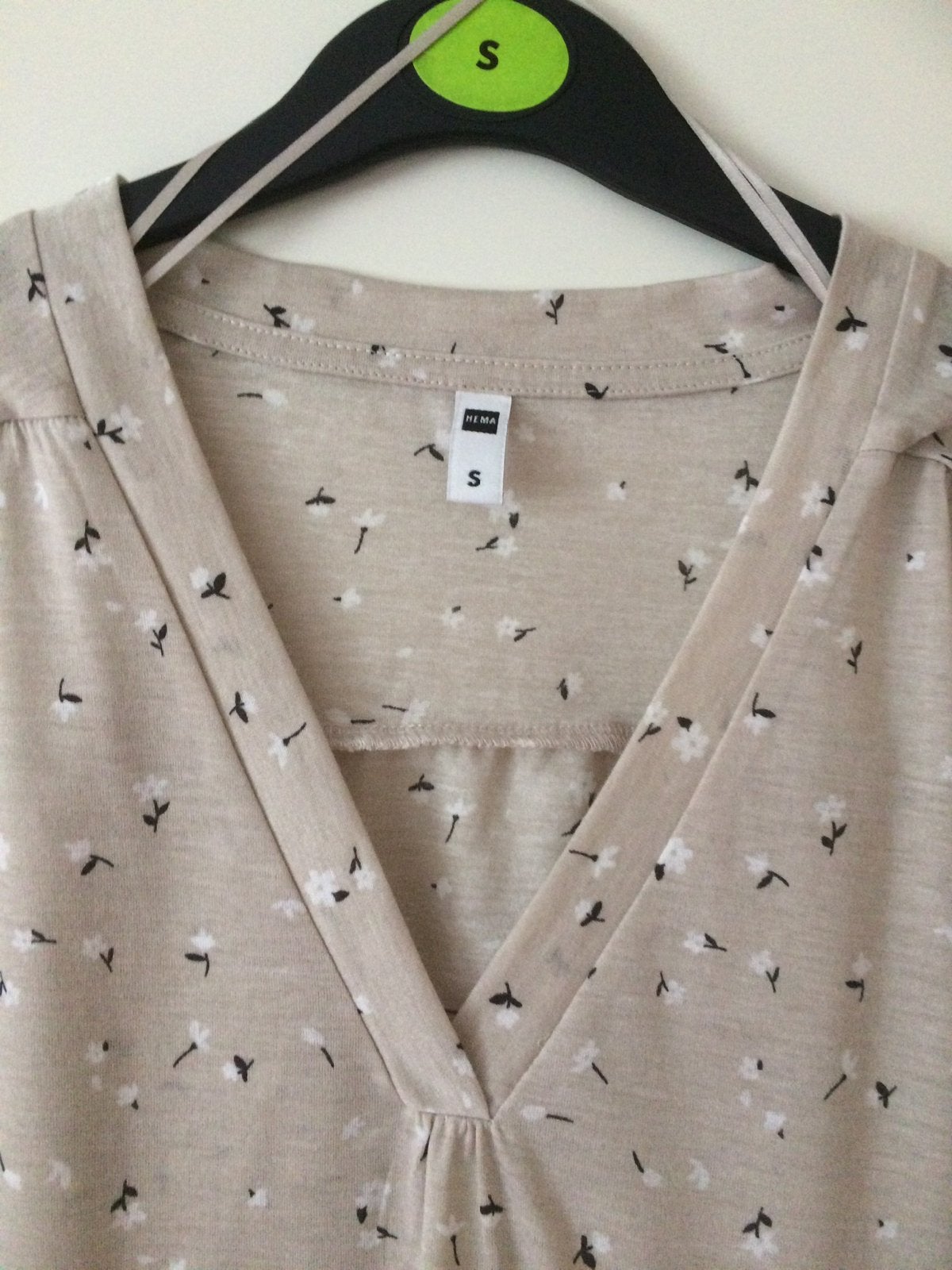 Nieuwe beige blouse maat S 36/38 Hema, Kleding | Dames, Ophalen of Verzenden, Nieuw, Maat 36 (S), Beige