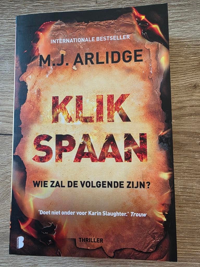 M.J. Arlidge - Klikspaan (Thriller) - Splinternieuw!, Boeken, Ophalen, Nieuw, M.J. Arlidge, Europa overig