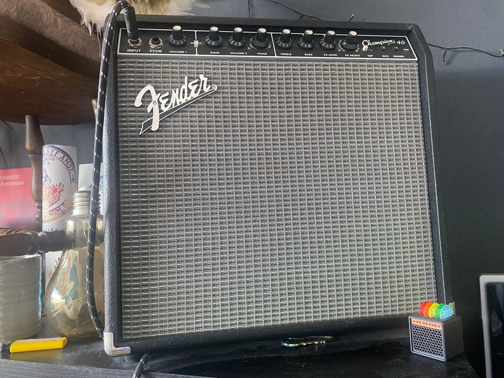 Fender versterker + accessoires, Muziek en Instrumenten, Ophalen of Verzenden, Zo goed als nieuw, Gitaar, Minder dan 50 watt