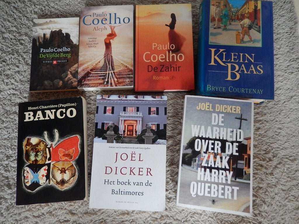 Dicker Waarheid Zaak Harry Quebert Boek Baltimores voor €4,, Europa overig, Dicker Charrière Courtenay etc, Ophalen of Verzenden