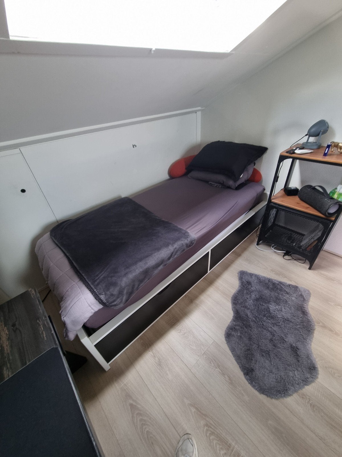 Ikea Eenpersoonsbed met lades - Wit/Zwart, Ophalen, Gebruikt, 90 cm, Eenpersoons