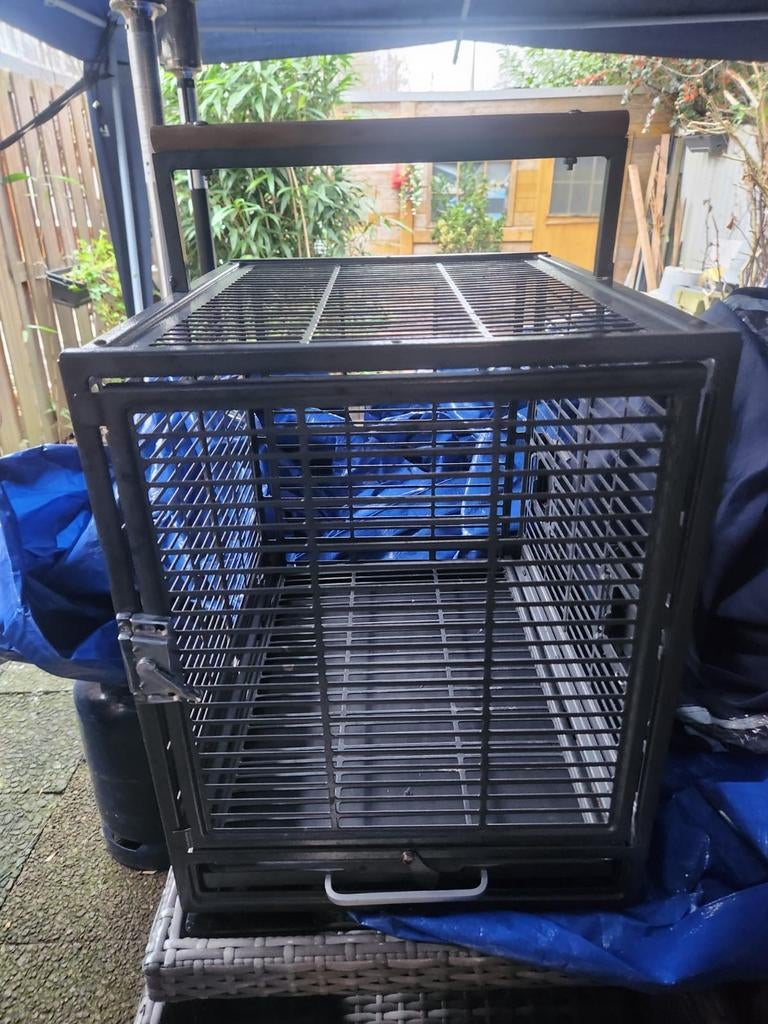 Reiskooi vogel / papegaai, Ophalen, Zo goed als nieuw, Metaal, Vogelkooi