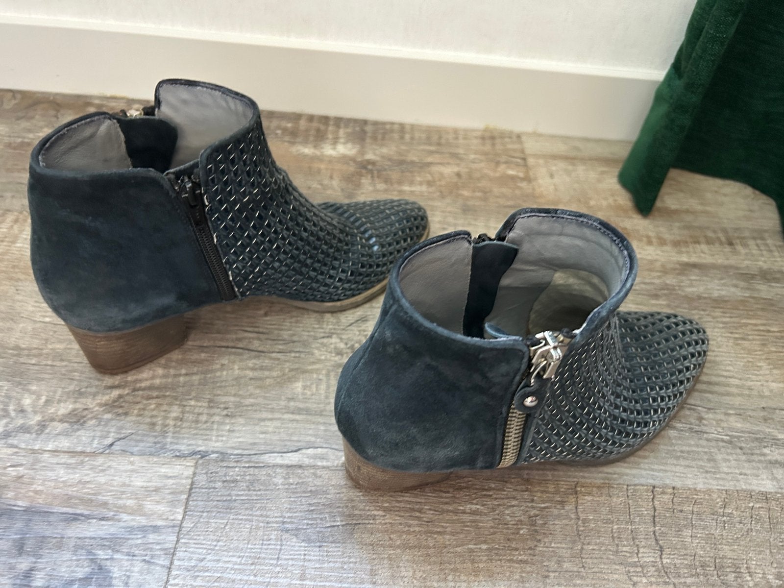 Maripe set: blauwe laarsjes (maat 39) met handtasje, Kleding | Dames, Schoenen, Blauw, Lage of Enkellaarzen, Ophalen of Verzenden