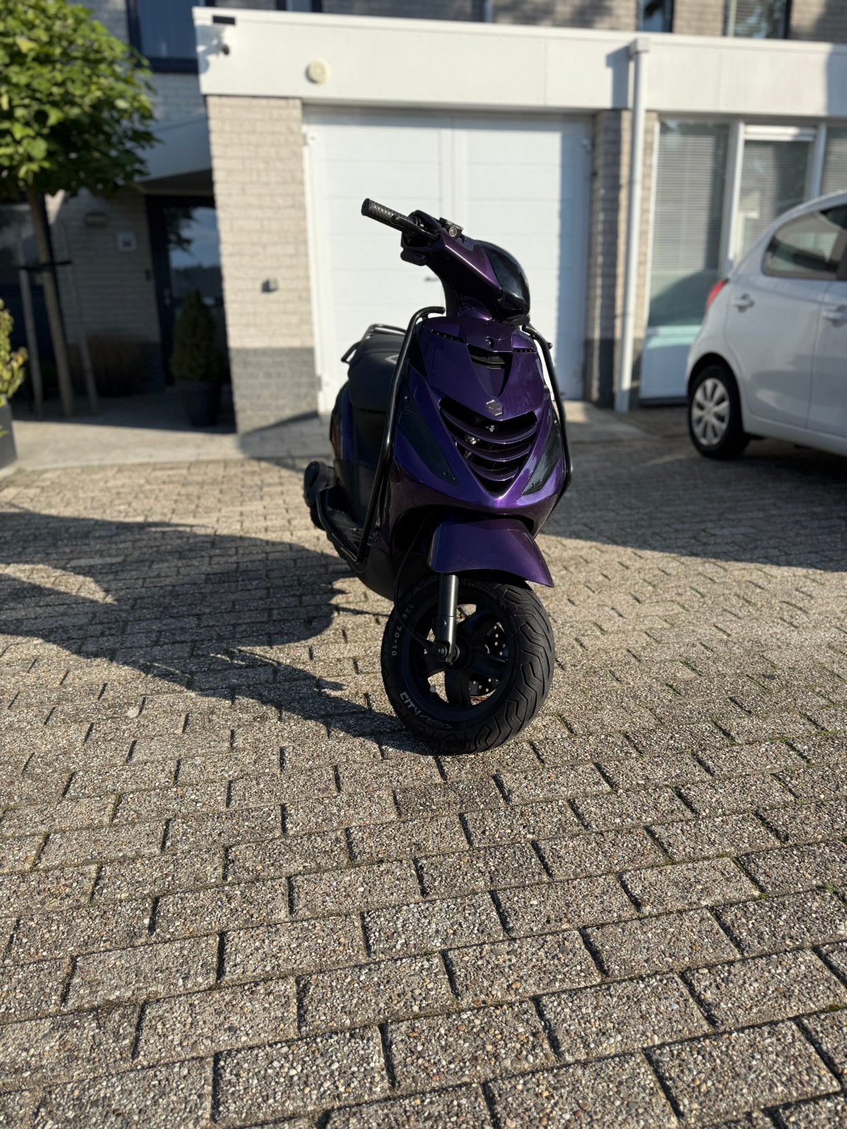 Piaggio Zip 80cc geel-bromkenteken wok-status(snelle optrek), Fietsen en Brommers, Ophalen, Zip, Zo goed als nieuw, Benzine