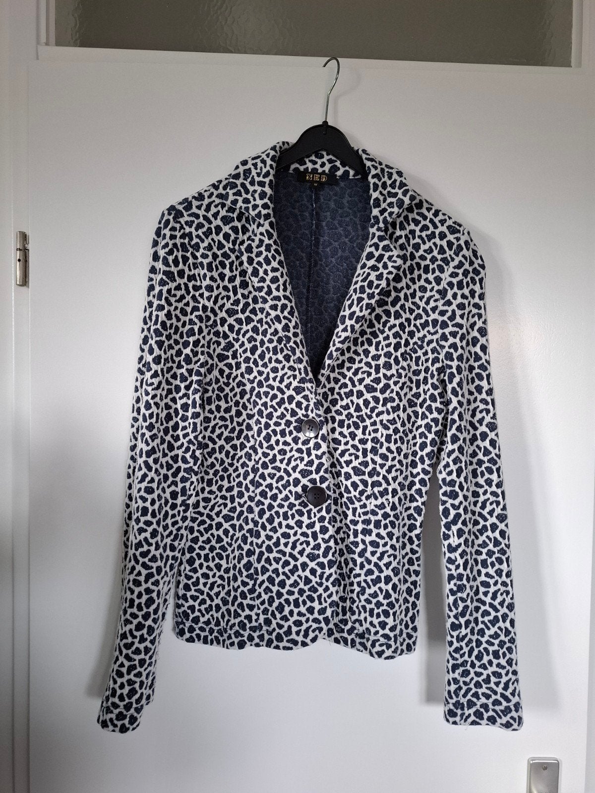 NED Jasje met dierenprint - Maat M, Maat 38/40 (M), Blauw, Ophalen of Verzenden, Zo goed als nieuw