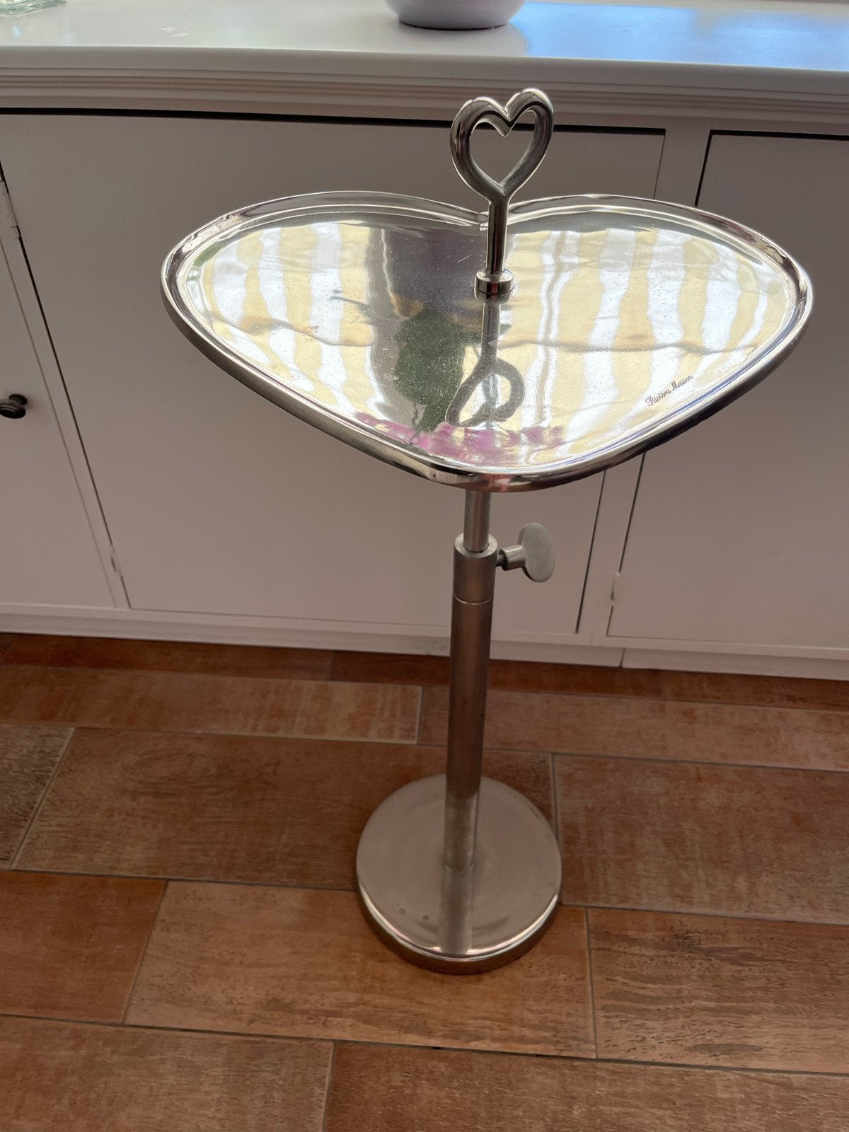 Riviera Maison hartvormige bijzettafel, Ophalen, Metaal, Zilver, Landelijk