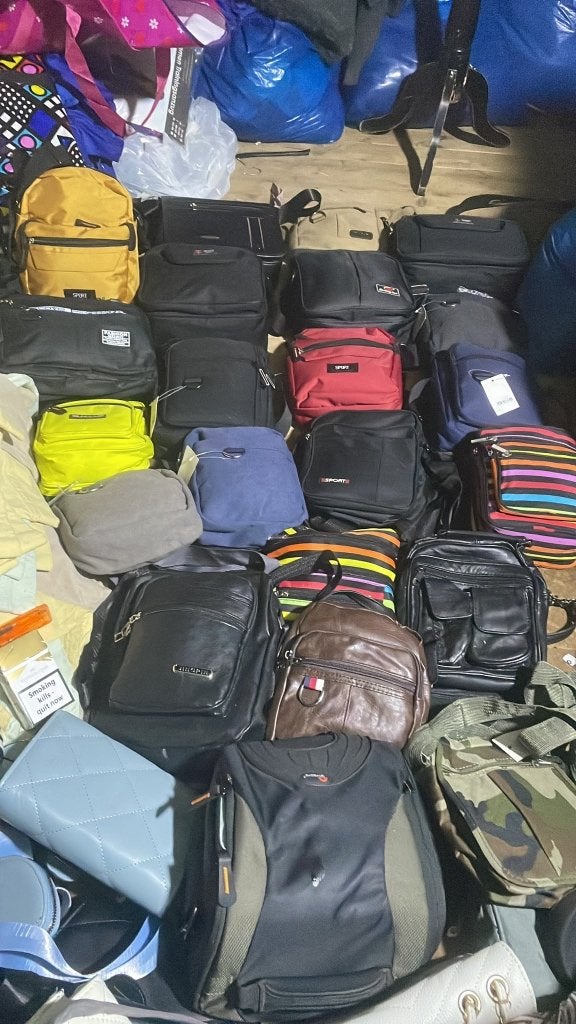 PARTIJ: ca. 50x Heren Schoudertassen / Crossbody’s – NIEUW, Sieraden, Tassen en Uiterlijk, 30 cm of meer, Overige kleuren, Minder dan 40 cm