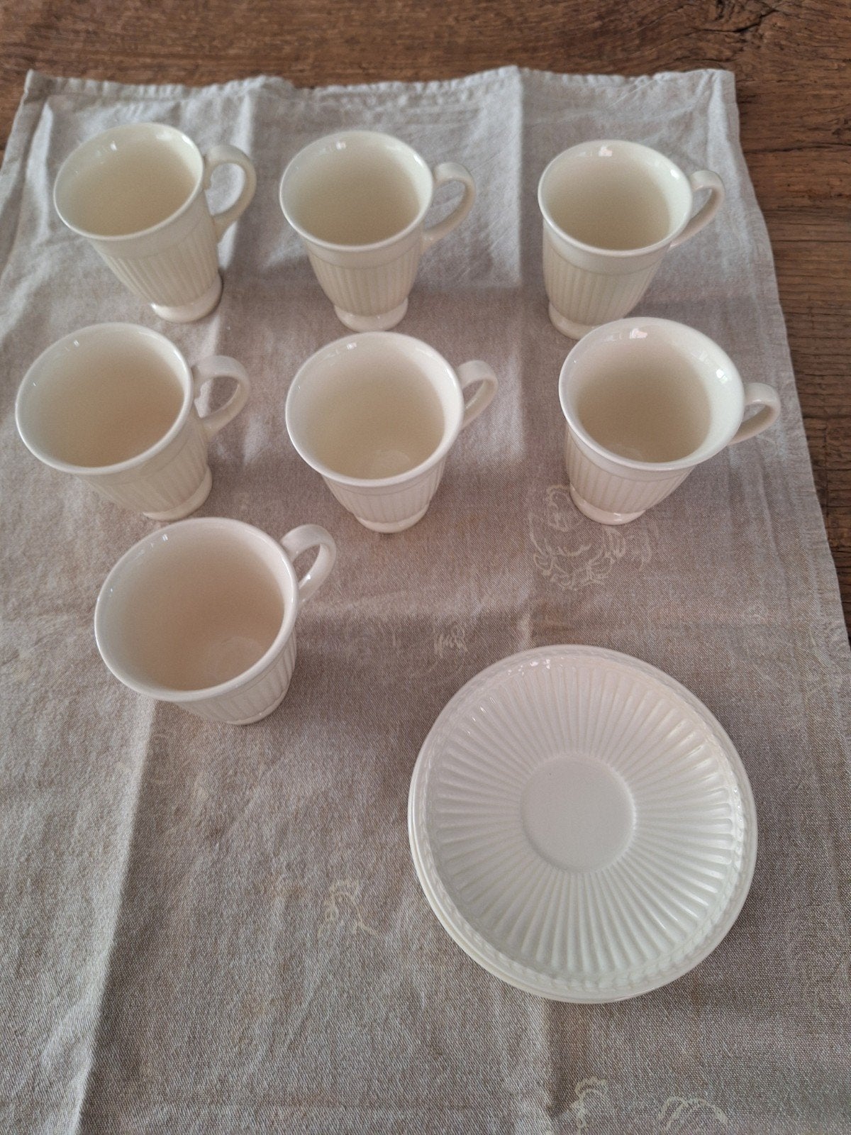 Wedgewood edme 7 kopjes en 3 schoteltjes, Huis en Inrichting, Keuken | Servies, Keramiek, Ophalen of Verzenden, Zo goed als nieuw
